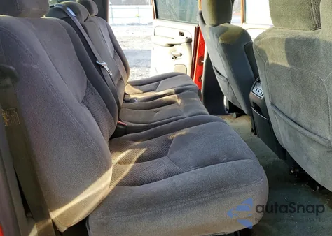 2005 Chevrolet Silverado K1500 from USA, damaged, VIN 2GCEK13T851255230